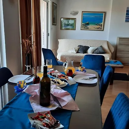 The One Lägenhet Baška Voda Exteriör bild
